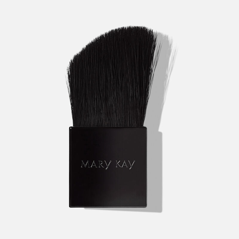 Palette cheek brush from Mary Kay