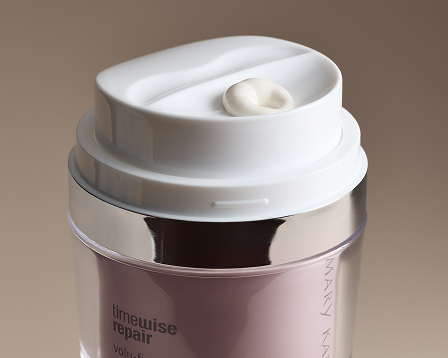 Close-up shot of Day Cream.
